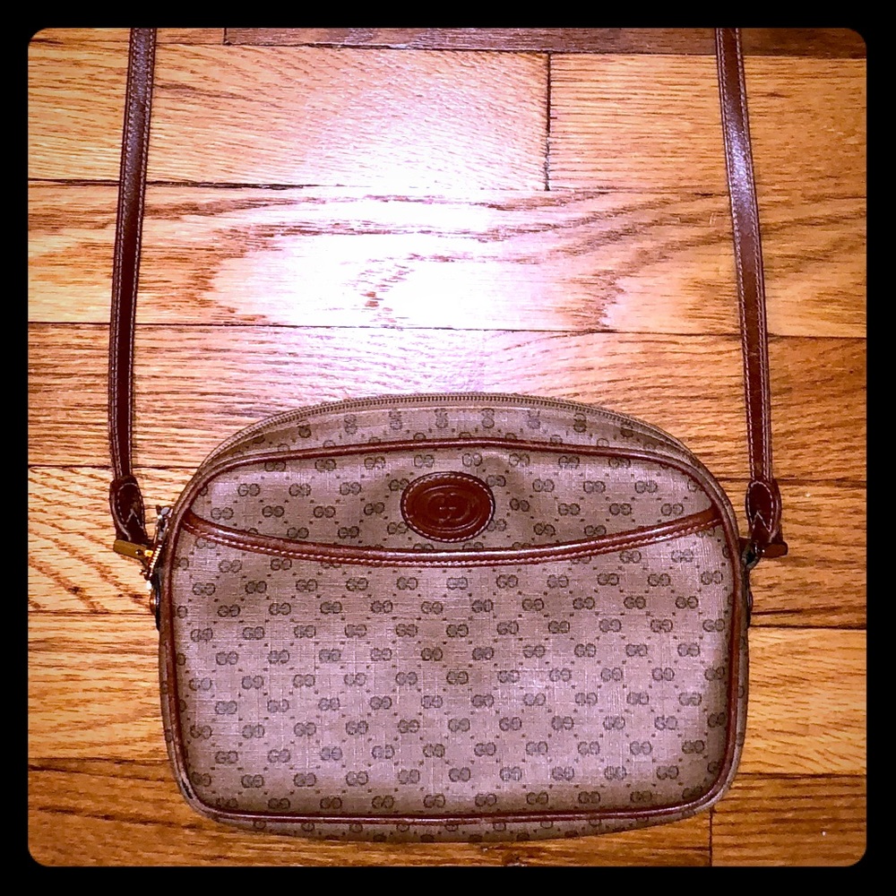 ⬇️FINAL⬇️ Vintage Gucci Crossbody Bag